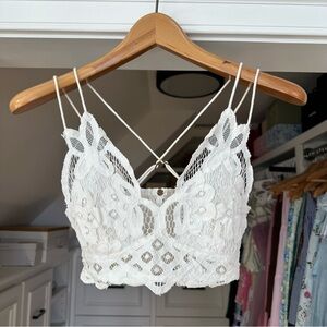 White Lace Bralette / Crochet Boho Festival Crop Top